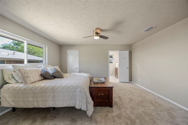 2616 Pin Oak Lane, Plano, TX 75075