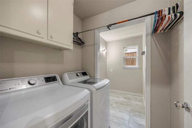 2616 Pin Oak Lane, Plano, TX 75075