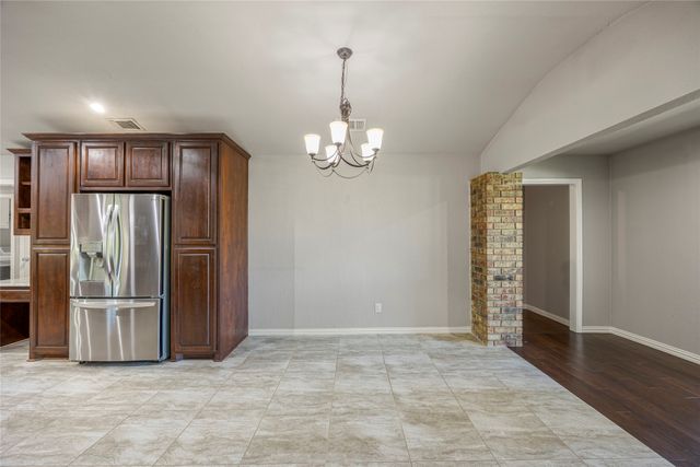 2616 Pin Oak Lane, Plano, TX 75075