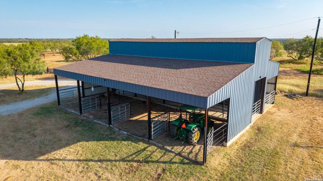 5002 fm 476, Poteet, TX 78065