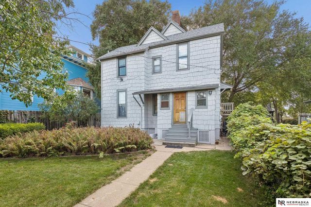 1019 S 30th Avenue, Omaha, NE 68105