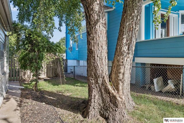 1019 S 30th Avenue, Omaha, NE 68105