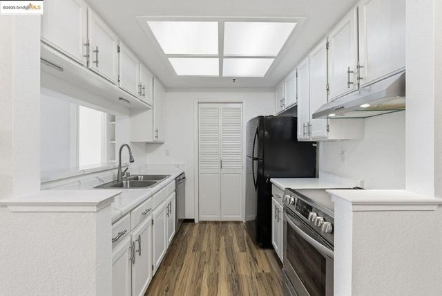 316 Dursey DR, Pinole, CA 94564