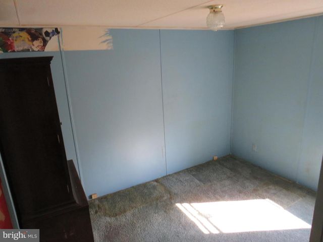 1126 MYERS DR, Hartly, DE 19953