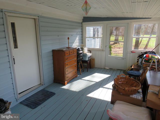 1126 MYERS DR, Hartly, DE 19953