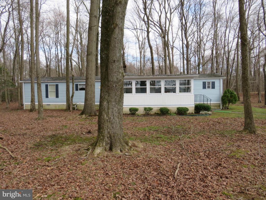 1126 MYERS DR, Hartly, DE 19953