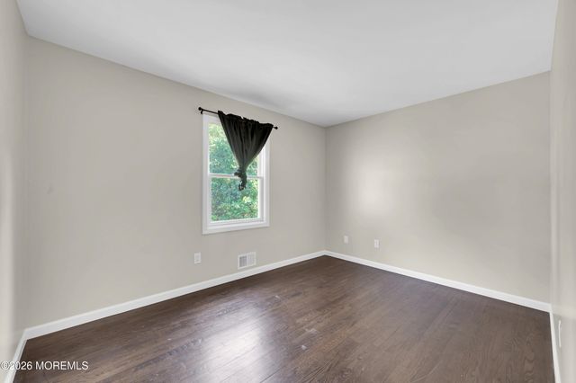 271 Sky Manor Boulevard, Brick, NJ 08723