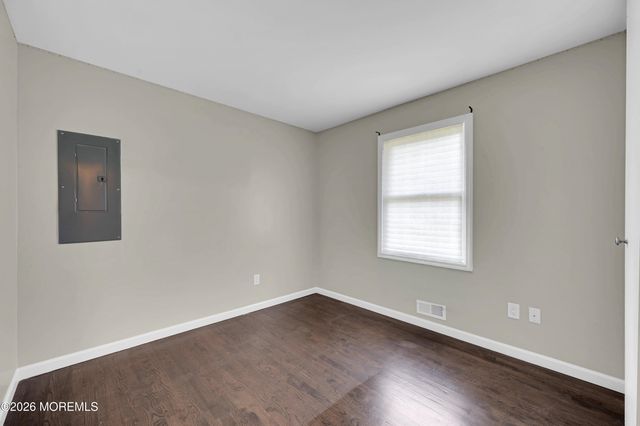 271 Sky Manor Boulevard, Brick, NJ 08723