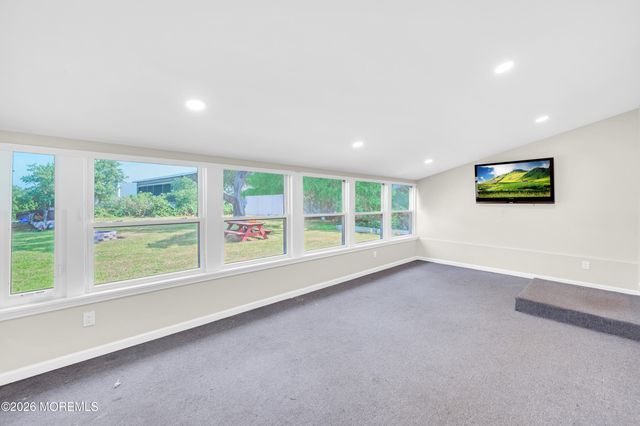 271 Sky Manor Boulevard, Brick, NJ 08723
