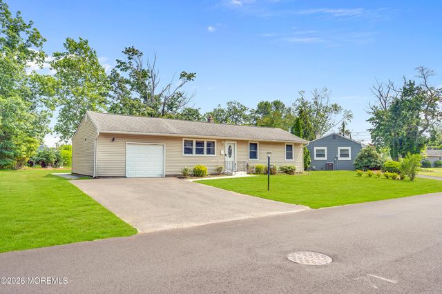 271 Sky Manor Boulevard, Brick, NJ 08723