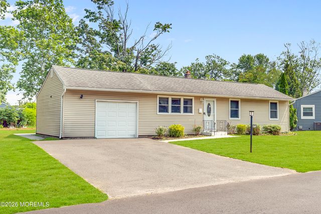 271 Sky Manor Boulevard, Brick, NJ 08723