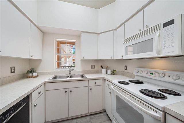 4256 CENTRAL SARASOTA PARKWAY 321, Sarasota, FL 34238