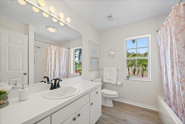 4256 CENTRAL SARASOTA PARKWAY 321, Sarasota, FL 34238