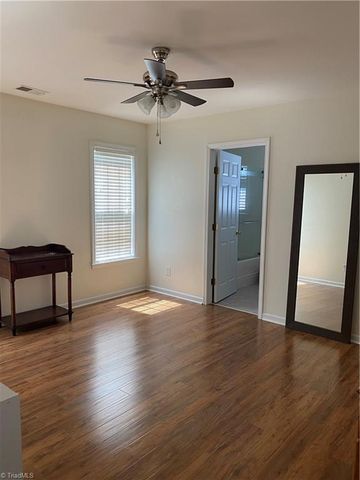 1108 Quaker Ridge Drive, Kernersville, NC 27284