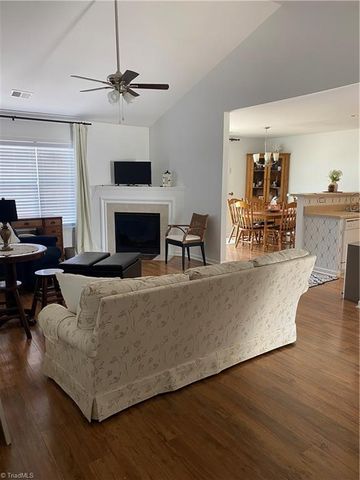 1108 Quaker Ridge Drive, Kernersville, NC 27284