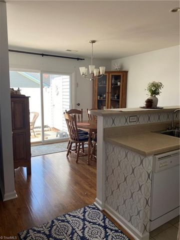 1108 Quaker Ridge Drive, Kernersville, NC 27284