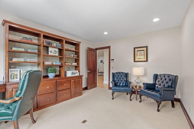 592 County Road 24, Wayzata, MN 55391