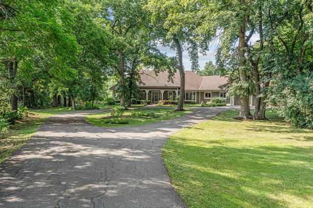 592 County Road 24, Wayzata, MN 55391