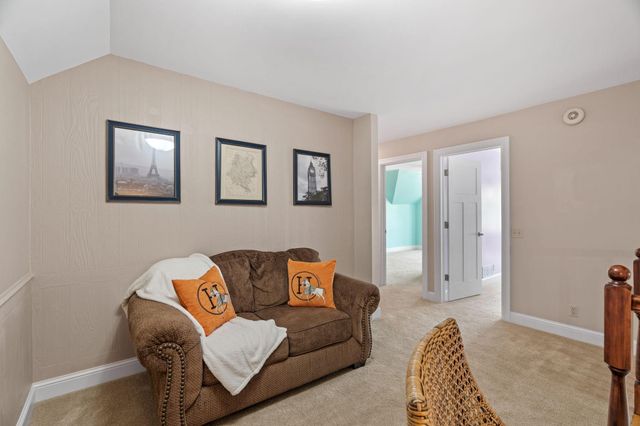 592 County Road 24, Wayzata, MN 55391