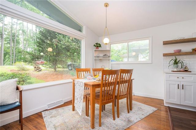 2672 Brook Park Way, Doraville, GA 30340