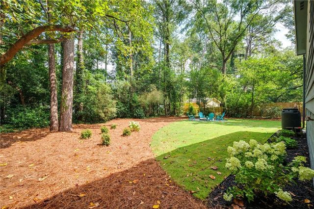 2672 Brook Park Way, Doraville, GA 30340