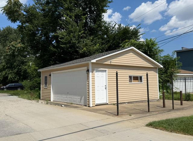 13325 Olde Western Avenue, Blue Island, IL 60406