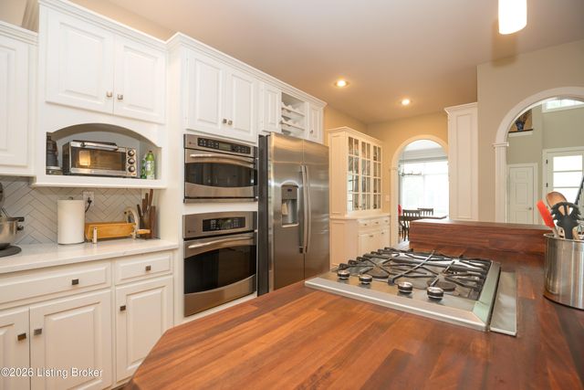 7003 Windham Pkwy, Prospect, KY 40059