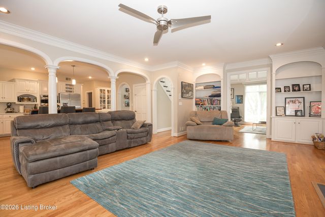 7003 Windham Pkwy, Prospect, KY 40059