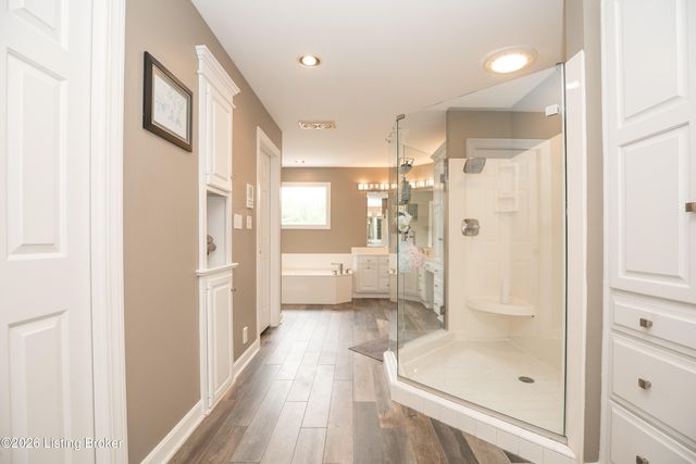 7003 Windham Pkwy, Prospect, KY 40059