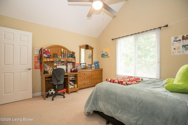 7003 Windham Pkwy, Prospect, KY 40059