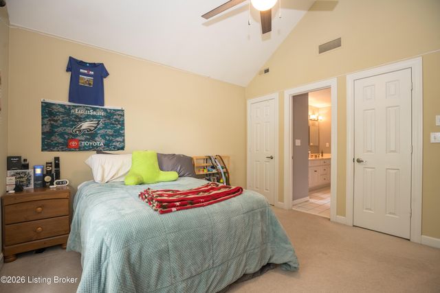 7003 Windham Pkwy, Prospect, KY 40059