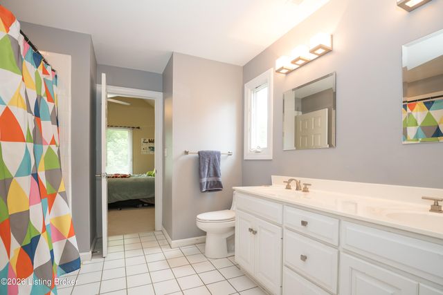 7003 Windham Pkwy, Prospect, KY 40059