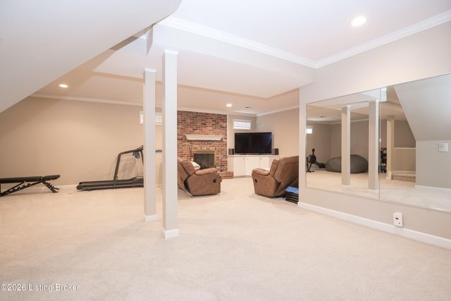7003 Windham Pkwy, Prospect, KY 40059
