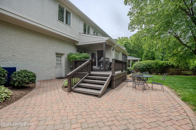 7003 Windham Pkwy, Prospect, KY 40059