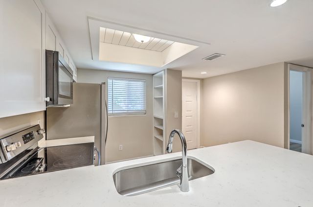 2162 Bees Ferry Road Apt A, Charleston, SC 29414