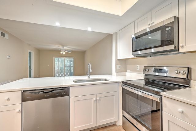 2162 Bees Ferry Road Apt A, Charleston, SC 29414