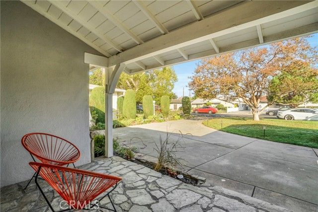 12420 Killion Street, Valley Village, CA 91607