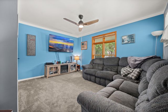711 S 4th Street, Dekalb, IL 60115