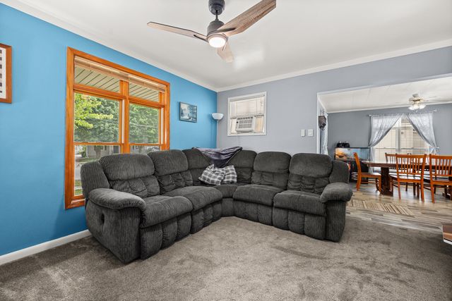 711 S 4th Street, Dekalb, IL 60115