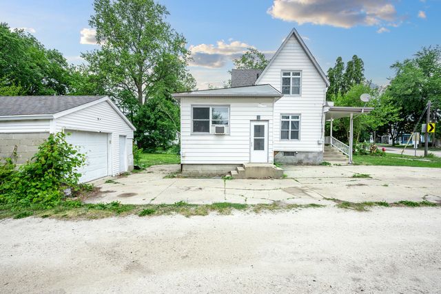 711 S 4th Street, Dekalb, IL 60115