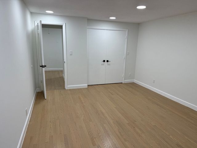 12 Greenbrook Drive 12, Stoughton, MA 02072