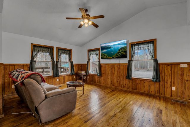 13465 Lantana Rd, Crossville, TN 38572