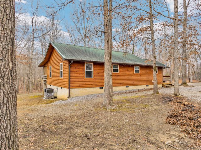13465 Lantana Rd, Crossville, TN 38572