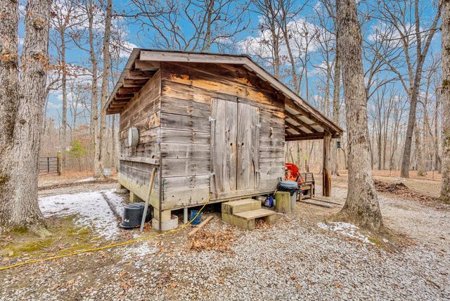 13465 Lantana Rd, Crossville, TN 38572