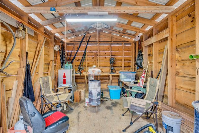 13465 Lantana Rd, Crossville, TN 38572