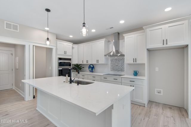 174 Shadowood Court SE, Bolivia, NC 28422