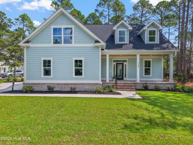174 Shadowood Court SE, Bolivia, NC 28422