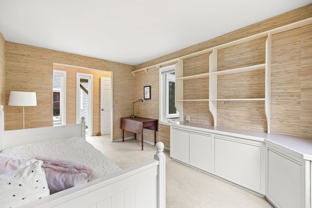 12 Steepletree Ln 12, Wayland, MA 01778