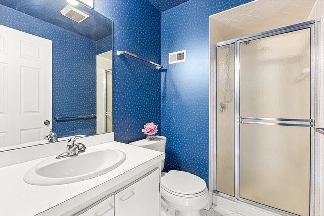 12 Steepletree Ln 12, Wayland, MA 01778