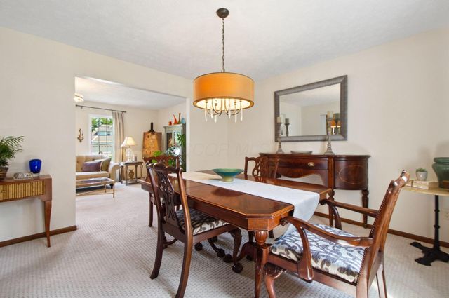 7973 Brookpoint Place, Westerville, OH 43081